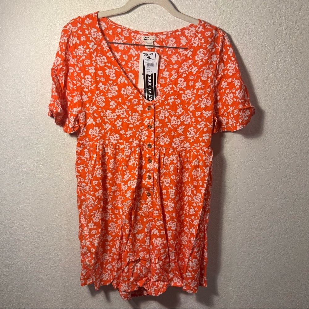 Billabong Red Floral Button Front Flowy V-neck Romper Beachy Summer Size XS NEW